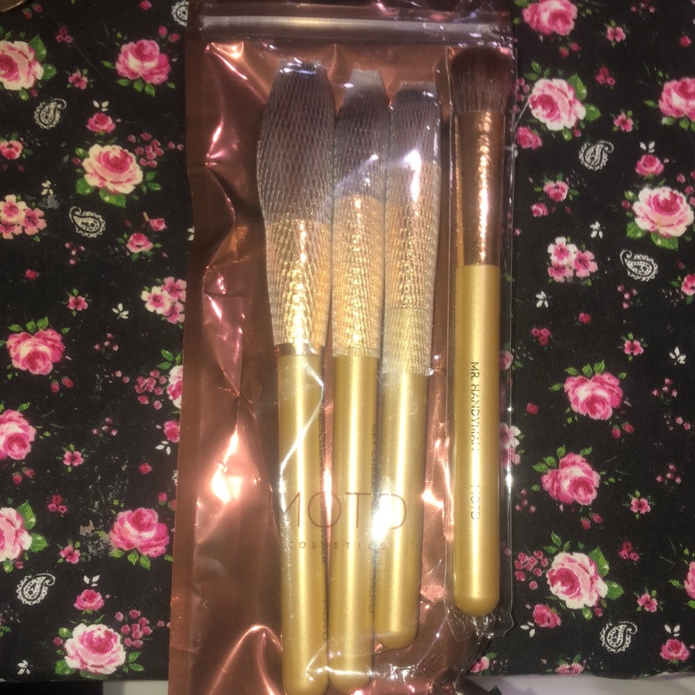 MOTD brushes